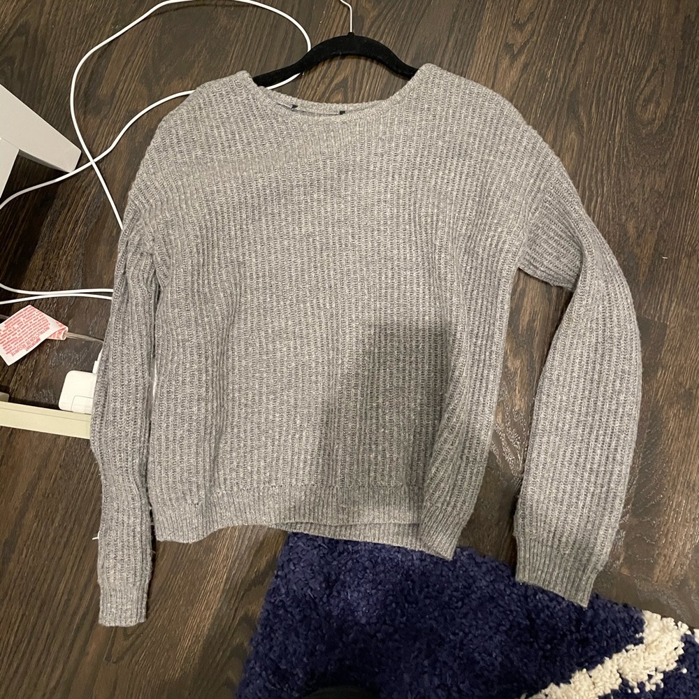 grey sweater